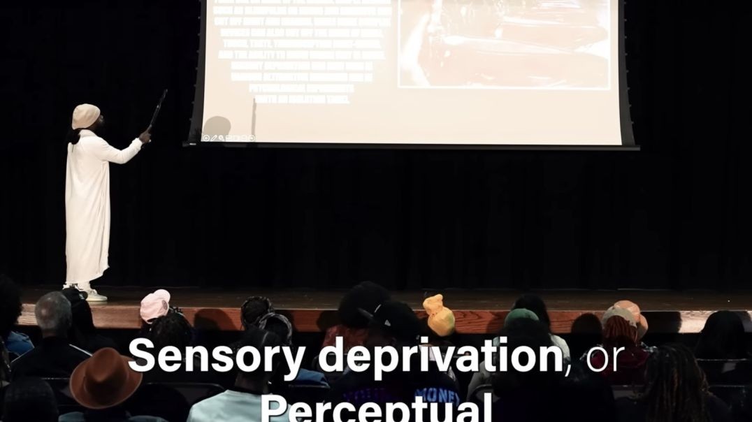 ⁣Your senses are being hijacked 👁️ We’re not just “sick” we’re SENSORY DEPRIVED!!!