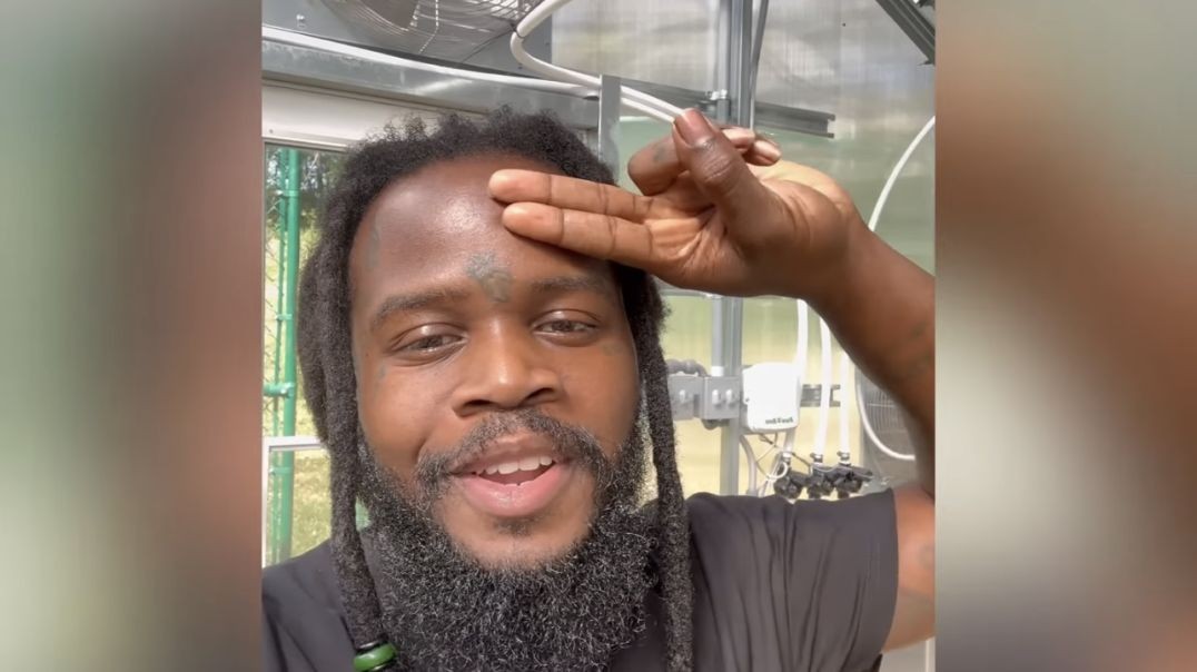 ⁣Yahki On His Farm 👩🏿‍🌾 Raising Beds, Excavating Land 🚜, Running water Lines💧Fencing & More !